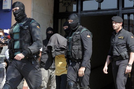 اعتقال 6 أشقاء مغاربة ضمن شبكة إجرامية لتهريب الكوكايين في اسبانيا