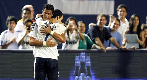 اسقاط التهم عن مشجع كندي عانق كريستيانو مهاجم ريال مدريد اسقاط التهم عن مشجع كندي عانق كريستيانو مهاجم ريال مدريد