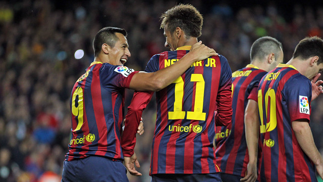 برشلونة يطبع اسم “طيران قطر” على مقاعد وأركان استاد “كامب نو” برشلونة يطبع اسم “طيران قطر” على مقاعد وأركان استاد “كامب نو”