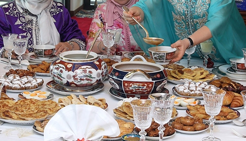 شهر رمضان.. مناسبة لتعزيز صلة الرحم وترميم العلاقات الاجتماعية