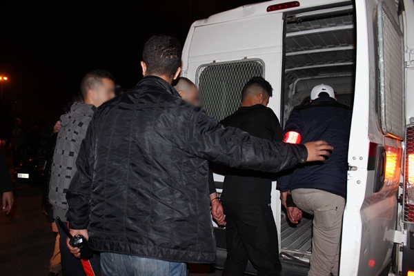 أمن تطوان يوقف 4 متورطين في ارتكاب سرقة سيارة في ملكية اسباني