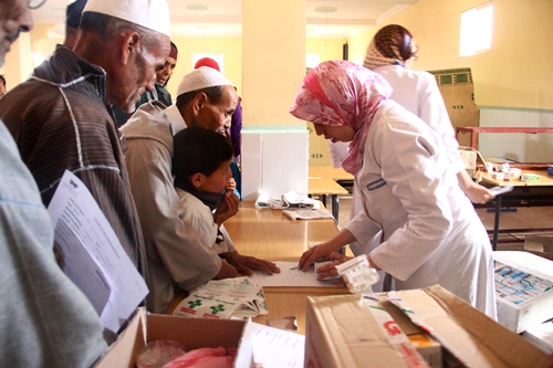 قافلة طبية متعددة التخصصات تقدم خدمات صحية لفائدة المواطنين بالحسيمة قافلة طبية متعددة التخصصات تقدم خدمات صحية لفائدة المواطنين بالحسيمة