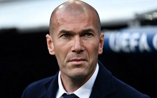 ريال مدريد يعلن إصابة زيدان بفيروس كورونا