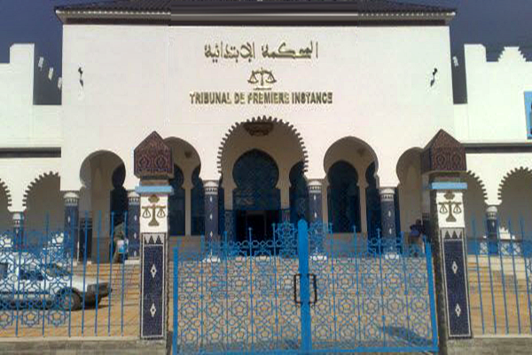 محكمة العرائش تدين طبيبا ومولدتين في قضية وفاة امرأة حامل العرائش محكمة العرائش تدين طبيبا ومولدتين في قضية وفاة امرأة حامل العرائش