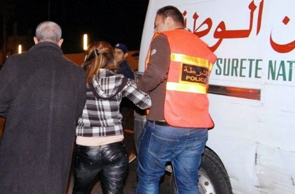 أمن طنجة يفكك عصابة اجرامية متخصصة في سرقة السيارات بالعنف تتزعمها فتاة