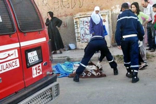 أربعينية تلقي بنفسها من الطابق الثاني حزنا على والدها بمرتيل