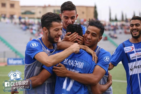 اتحاد طنجة يكتفي بالتعادل الايجابي أمام حسنية أكادير ويحافظ على الصدارة