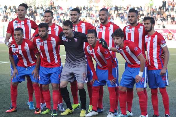 فريق المغرب التطواني يكتفي بالتعادل السلبي أمام مضيفه أولمبيك اسفي