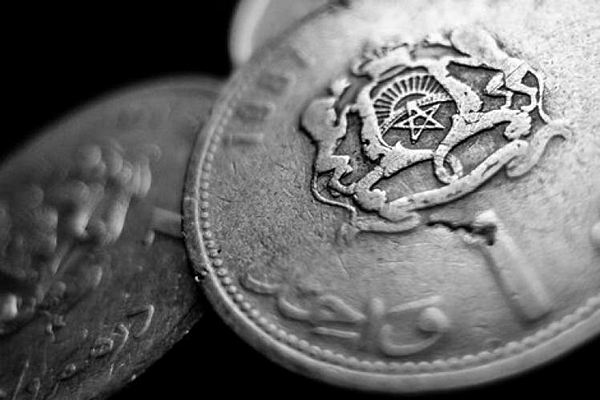 خلال ثاني أسبوع من التعويم.. ارتفاع الدرهم بـ0,42% مقارنة بالدولار