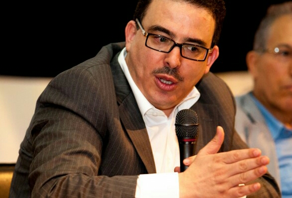 الأمن يقتحم مقر جريدة “أخبار اليوم” ويعتقل مدير نشرها توفيق بوعشرين