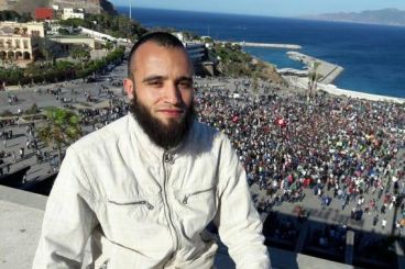 “هيومن ووتش” تدعو الى اعادة النظر في ادانة الناشط في حراك الريف اعمراشن