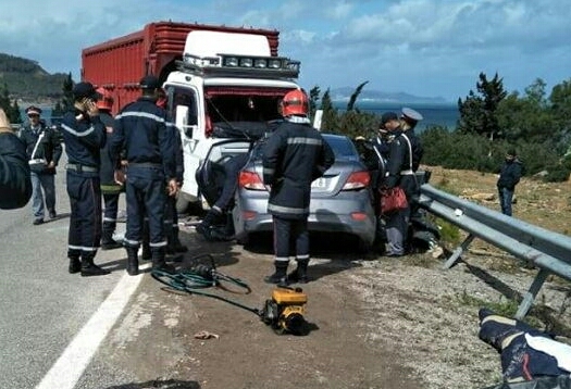 مصرع 4 اشخاص من عائلة واحدة في حادثة سير بين تطوان وواد لاو