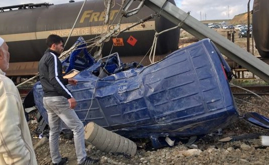 هيئة نقابية تكشف عن معطيات جديدة حول حادثة اصطدام قطار طنجة
