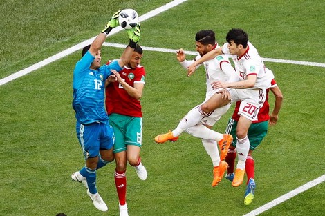 المنتخب المغربي ينهزم في أولى مبارياته ضمن منافسات كأس العالم أمام إيران