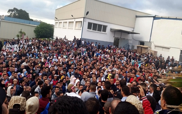 هيئة حقوقية تدين قمع القوات العمومية اعتصام سلمي لمستخدمي شركة “ديلفي” بطنجة