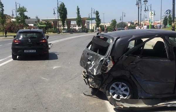 مصرع فتاة وإصابة 3 اخرين في حادثة سير بطنجة
