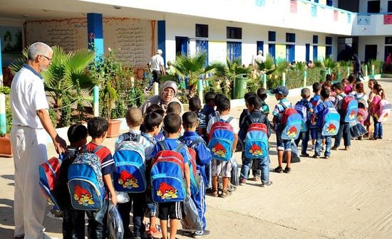 وزارة التربية الوطنية تؤجل العمل بالتوقيت الدراسي الجديد