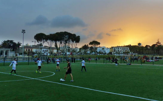 وزارة الشباب والرياضة تعلن مجانية ولوج “ملاعب القرب”
