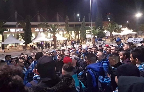 إتحاد طنجة يستنكر رفض شركة “العربية للطيران” نقل أنصاره نحو الجزائر
