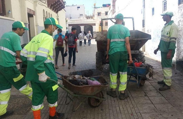شركة “مكومار وزان” تستأنف خدماتها في تدبير قطاع النظافة بالمدينة