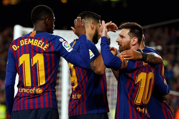 برشلونة يتوج بلقب الدوري الإسباني للمرة الـ26 في تاريخه