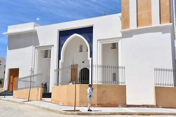 الوالي مهيدية يشرف على افتتاح مسجدا جديدا بحي باب سبتة بالفنيدق