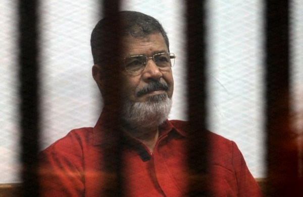 وفاة الرئيس المصري السابق “محمد مرسي” أثناء محاكمته
