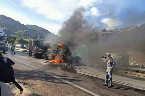 اصابة سائق شاحنة في حادثة سير بين طنجة وتطوان