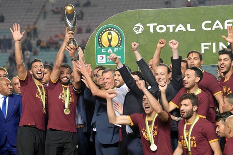 “الكاف” يعتبر الوداد البيضاوي خاسرا في مباراة الإياب ويمنح اللقب للترجي التونسي