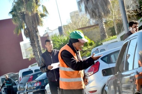 والي جهة طنجة ولاية طنجة ينهي فوضى حراسة السيارات بالشوارع والأزقة
