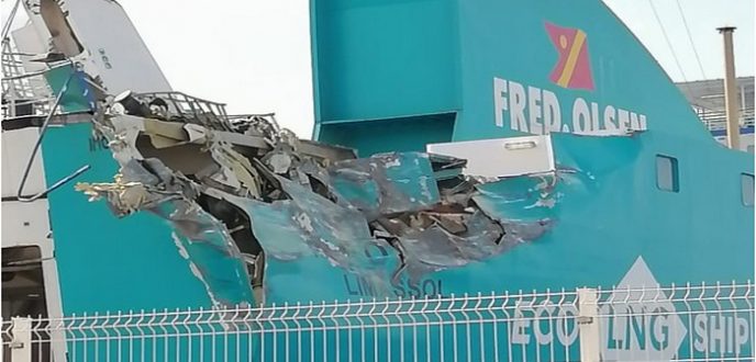 اصطدام باخرة للمسافرين وسفينة للبضائع بمدخل ميناء طنجة المتوسط