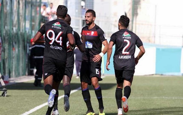 المغرب التطواني يفوز على ضيفه الدفاع الحسني الجديدي ويعتلي صدارة الترتيب