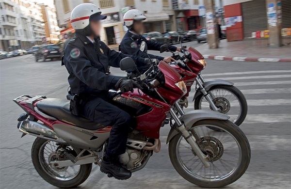 توقيف شرطيين بفرقة الدراجيين لتورطهما في قضية ابتزاز وارتشاء