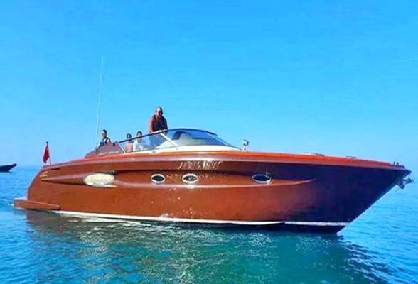وزير إسباني يروي تفاصيل مثيرة حول اعتراض يخت الملك محمد السادس بسواحل المضيق