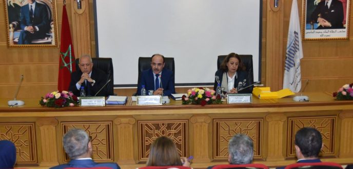 والي جهة طنجة يعلن فتح باب الترشيح لخلافة “إلياس العماري” والي جهة طنجة يعلن فتح باب الترشيح لخلافة “إلياس العماري”