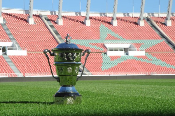 الاتحاد البيضاوي يتوج بكأس العرش لأول مرة في تاريخه بعد تغلبه على أكادير