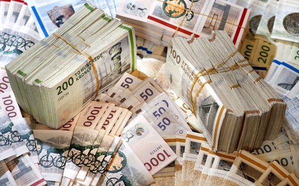 إحباط محاولة تهريب 26 مليون درهم من العملة الصعبة عبر موقع باب سبتة