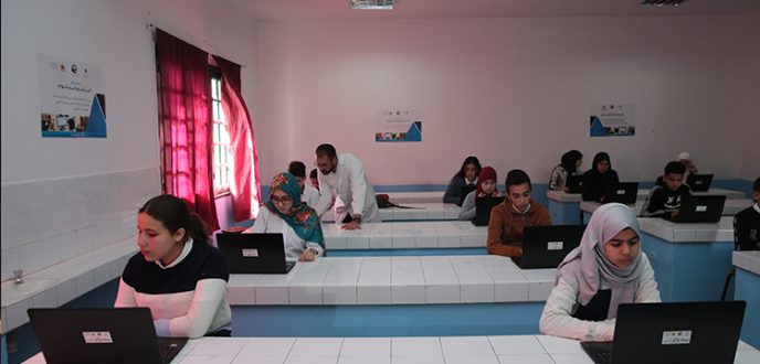 تزويد 34 مؤسسة للتعليم الثانوي والتأهيلي بجهة طنجة بعتاد معلوماتي