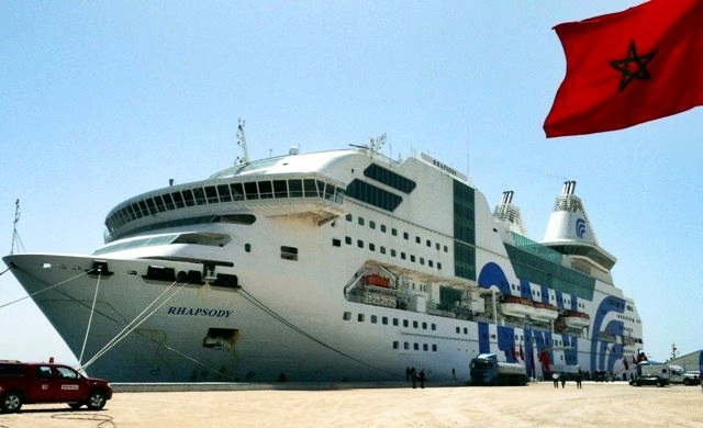 المغرب يمنع سفينة إيطالية من الدخول ميناء طنجة المتوسط سبب “كورونا”