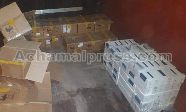 احباط محاولة ادخال أزيد من 400 هاتف ذكي عبر طنجة المتوسط
