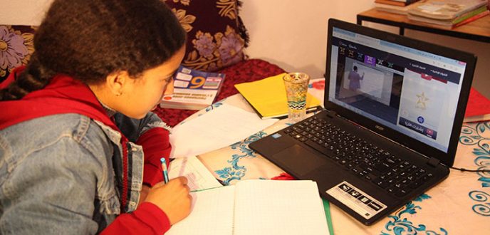 شركات الاتصالات تسمح للتلاميذ بولوج المنصات التعليمية على الانترنت مجانا