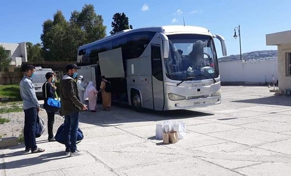 سلطات طنجة تشرع في نقل مصابي كورونا الى مستشفى بنسليمان