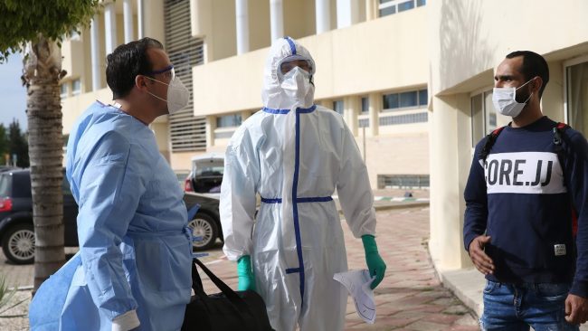 كورونا يصيب 145 شخصا ويفتك بـ4 آخرين في جهة طنجة