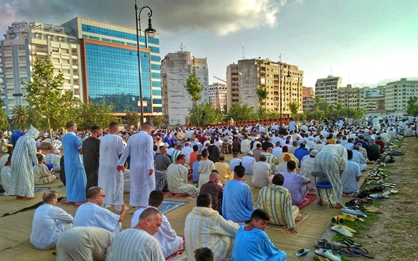 مندوبية الأوقاف تعلن عن أماكن وتوقيت إقامة صلاة عيد الفطر بطنجة