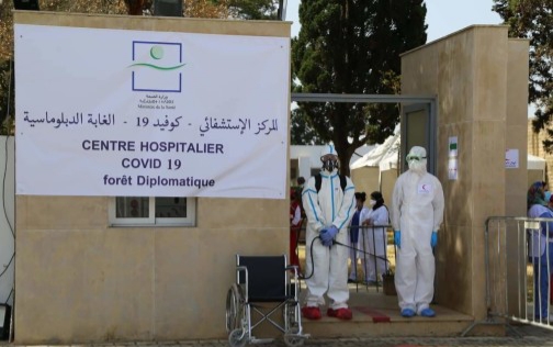 طنجة.. مئات المصابين بكورونا يغادرون “المستشفى الميداني” للخضوع للعلاج المنزلي