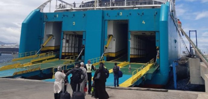 اسبانيا تبرمج رحلة بحرية جديدة من طنجة المتوسط إلى الجزيرة الخضراء