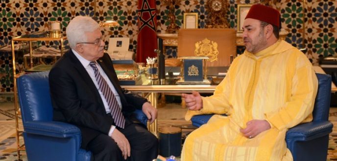 جلالة الملك يجدد التأكيد لمحمود عباس ثبات الموقف المغربي الداعم للقضية الفلسطينية