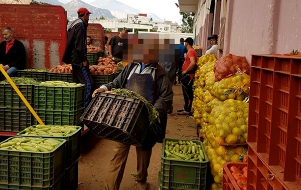اجتماع لبحث مشكل استخلاص ديون أكرية المحلات بسوق الجملة للخضر والفواكه بطنجة