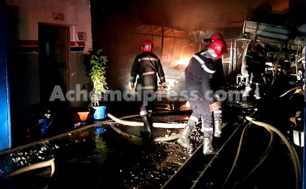 حريق بمصنع للنسيج بالمنطقة الصناعية “مغوغة” يخلف خسائر مادية كبيرة