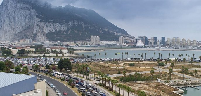 إسبانيا تعلن انضمام جبل طارق إلى منطقة شينغن